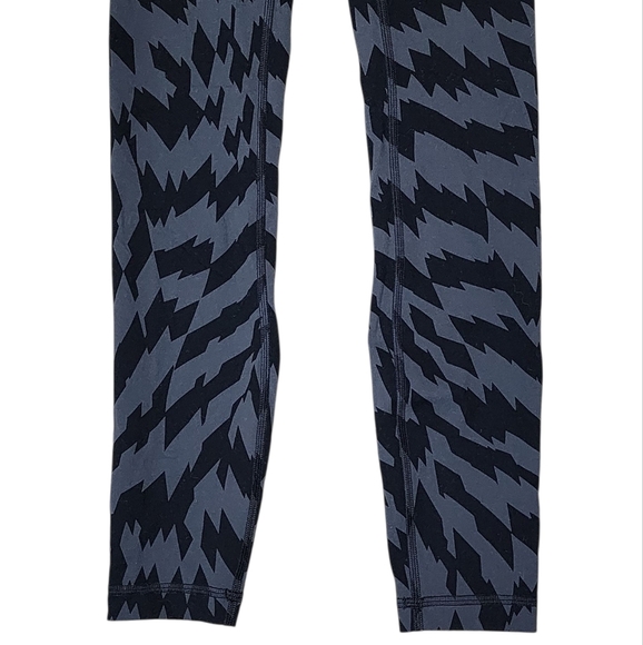 Lululemon Wunder Train High-Rise Tight 25" Size 2 - Picture 6 of 12